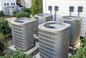 what does a condenser do